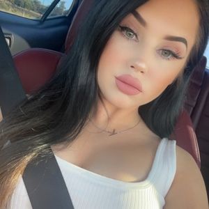 Meet your Posher, Kiley